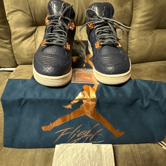 Air Jordan 4 retro premium
